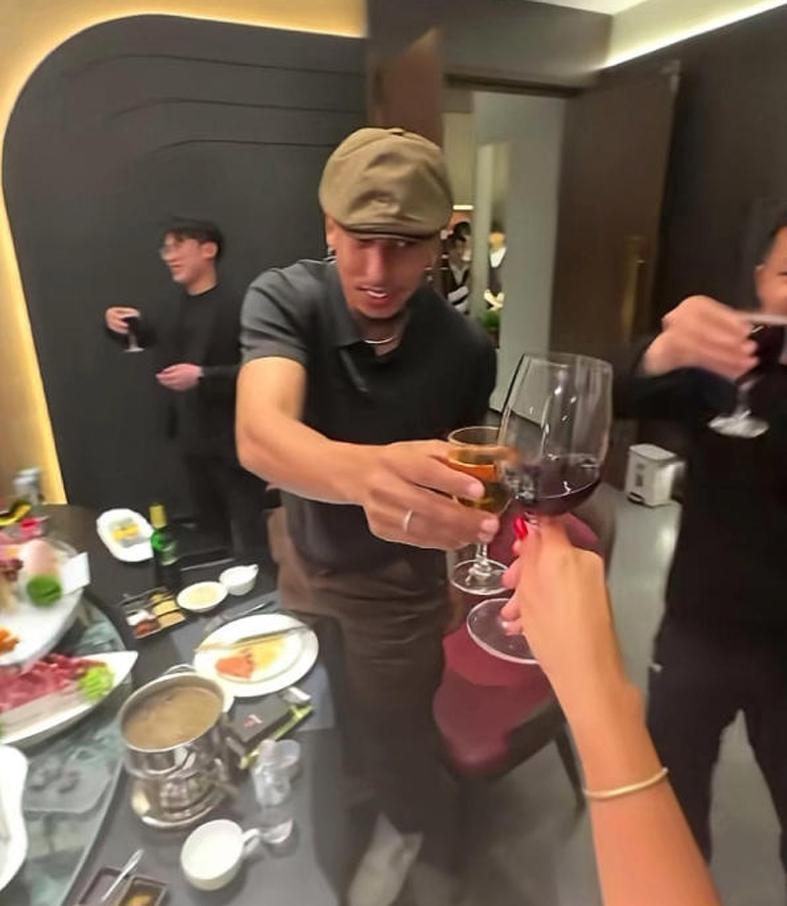 没二雷泰山进攻瘫痪了！小德算中规中矩？那王彤郑铮李源一算啥？